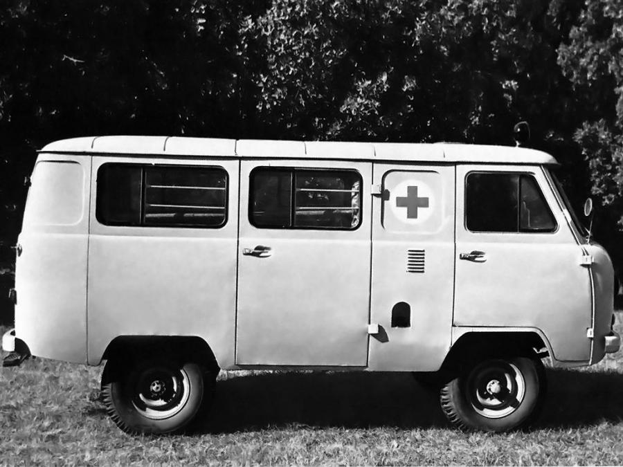  УАЗ-452А 1966 года  (фото 2 из 3)
